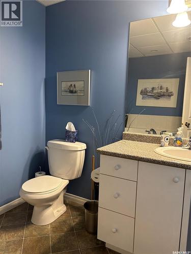 28 Eagle View Way, Elk Ridge, SK - Indoor Photo Showing Bathroom