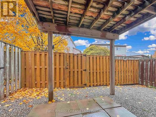 15 - 566 Southridge Drive, Hamilton (Mountview), ON - Outdoor With Exterior