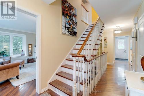 132 Sparling Court, Oakville, ON - Indoor Photo Showing Other Room