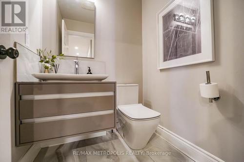 4392 Grassland Crescent, Mississauga, ON - Indoor Photo Showing Bathroom
