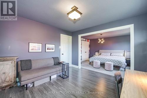 4392 Grassland Crescent, Mississauga, ON - Indoor Photo Showing Bedroom