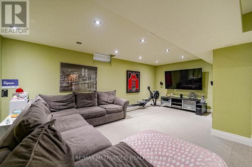4392 Grassland Crescent, Mississauga, ON - Indoor