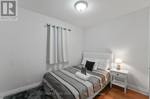 64 Wanita Road, Mississauga, ON - Indoor Photo Showing Bedroom
