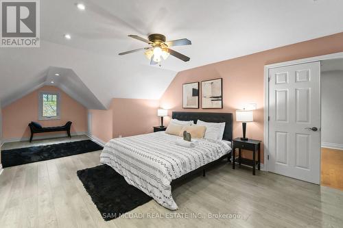 64 Wanita Road, Mississauga, ON - Indoor Photo Showing Bedroom