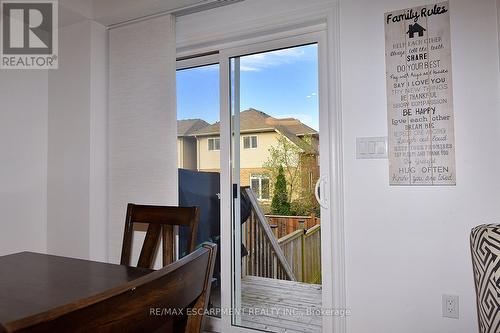 102 Celestial Crescent, Hamilton, ON - Indoor Photo Showing Other Room