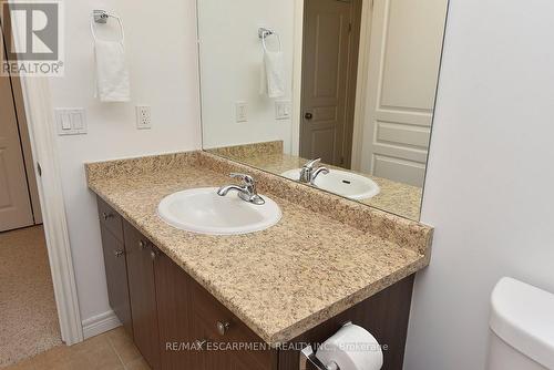 102 Celestial Crescent, Hamilton, ON - Indoor Photo Showing Bathroom