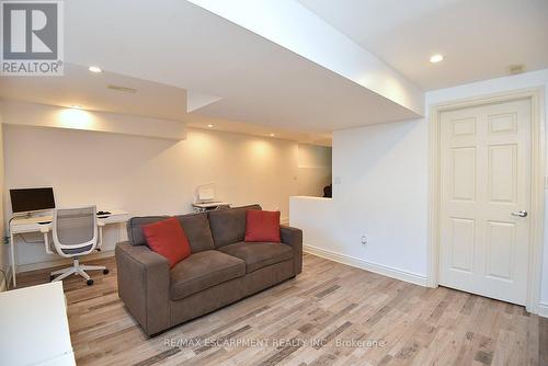 102 Celestial Crescent, Hamilton, ON - Indoor