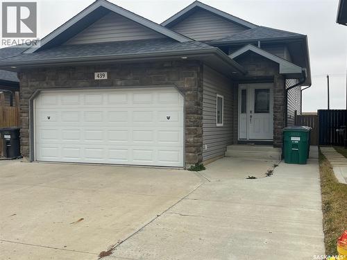439 Henick Crescent, Saskatoon, SK - Outdoor