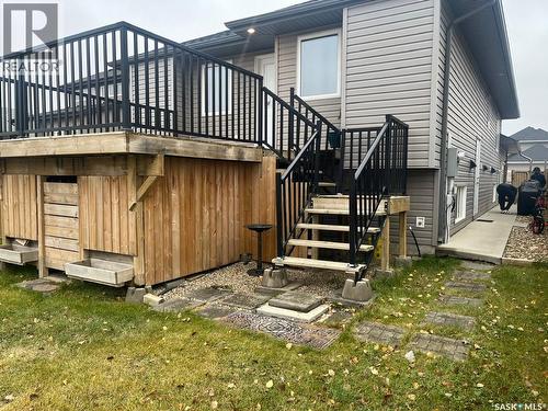 439 Henick Crescent, Saskatoon, SK - Outdoor