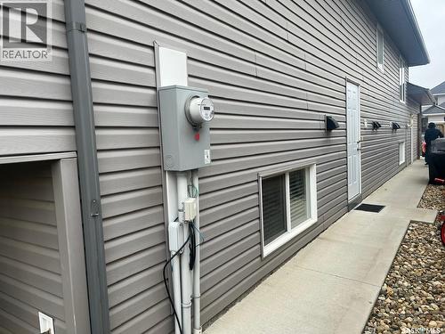 439 Henick Crescent, Saskatoon, SK - Outdoor