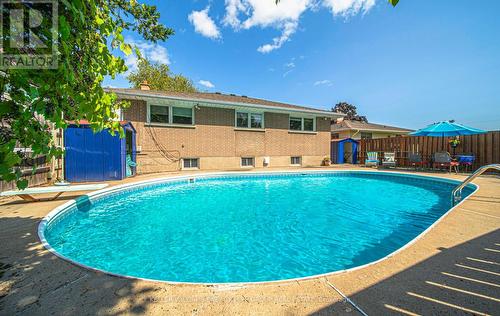 564 Central Park Boulevard N, Oshawa (O'Neill), ON - Outdoor With In Ground Pool