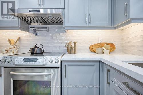 34 Ashmore Crescent, Markham, ON - Indoor Photo Showing Kitchen