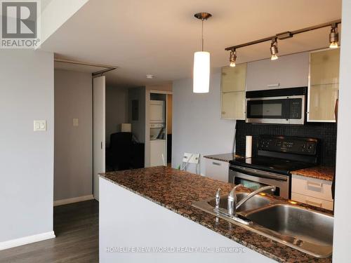 1307 - 37 Grosvenor Street, Toronto, ON - Indoor Photo Showing Kitchen With Double Sink