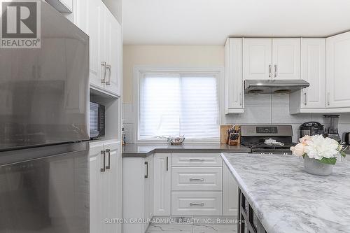 839 Modlin Road, Pickering, ON - Indoor Photo Showing Kitchen