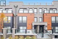 27 - 165 TAPSCOTT ROAD N  Toronto, ON M1B 0E8