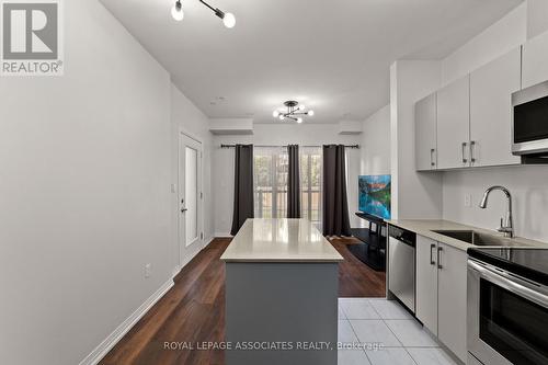 213 - 1165 Journeyman Lane, Mississauga, ON - Indoor Photo Showing Kitchen