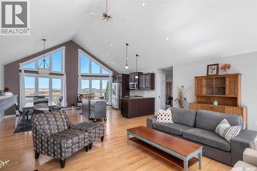 D 'Amour Lot 24, Leask Rm No. 464, SK - Indoor Photo Showing Living Room