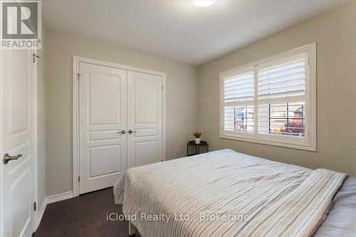 115 Echovalley Drive, Hamilton, ON - Indoor Photo Showing Bedroom