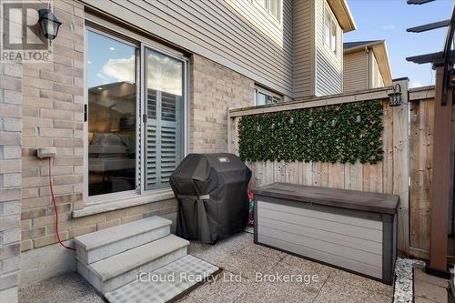 115 Echovalley Drive, Hamilton, ON - Outdoor With Deck Patio Veranda With Exterior