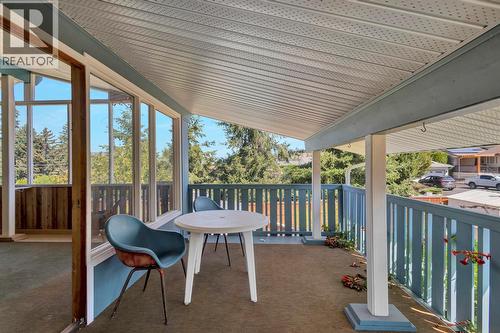 4693 Raymer Road, Kelowna, BC - Outdoor With Exterior