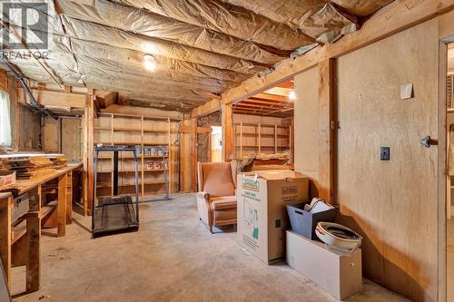 Workshop - 4693 Raymer Road, Kelowna, BC - Indoor Photo Showing Basement