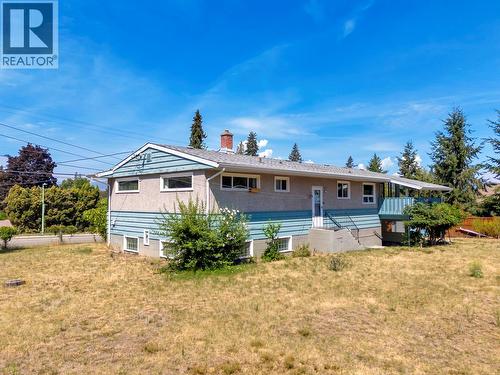 4693 Raymer Road, Kelowna, BC - Outdoor