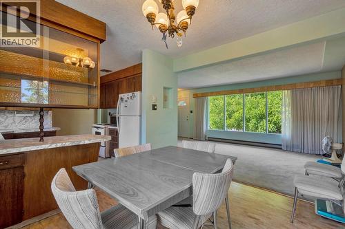 4693 Raymer Road, Kelowna, BC - Indoor Photo Showing Dining Room