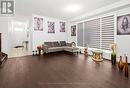 30 Sam Battaglia Crescent, Georgina, ON  - Indoor Photo Showing Living Room 