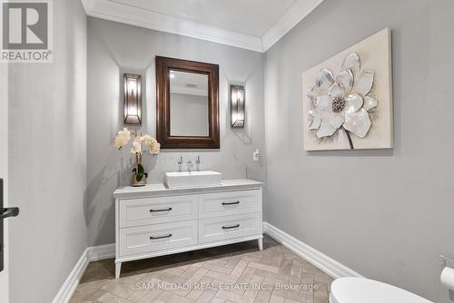 2552 Jarvis Street, Mississauga, ON - Indoor Photo Showing Bathroom
