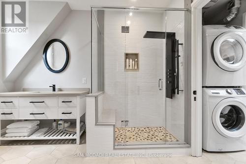 2552 Jarvis Street, Mississauga, ON - Indoor Photo Showing Laundry Room