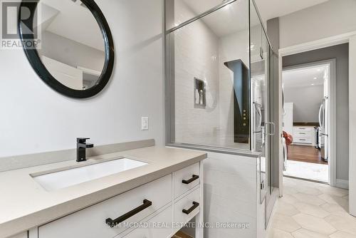 2552 Jarvis Street, Mississauga, ON - Indoor Photo Showing Bathroom