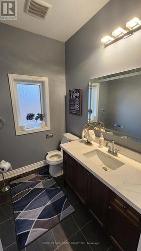 15 Prunella Crescent W, East Gwillimbury, ON - Indoor Photo Showing Bathroom