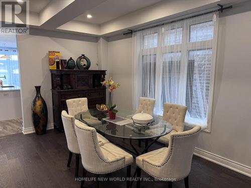 15 Prunella Crescent W, East Gwillimbury, ON - Indoor Photo Showing Dining Room