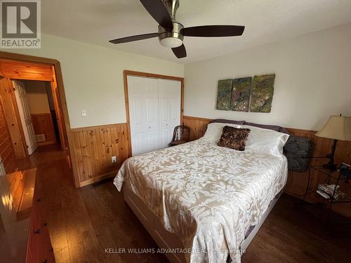 48 Madawaska Trail, Wasaga Beach, ON - Indoor Photo Showing Bedroom