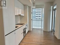 702 - 8 INTERCHANGE WAY  Vaughan, ON L4K 0R2