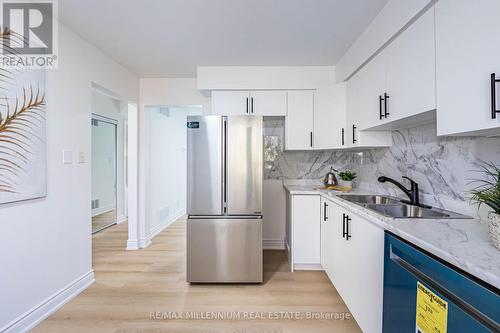 985 Central Park Boulevard N, Oshawa, ON - Indoor Photo Showing Kitchen With Stainless Steel Kitchen With Double Sink