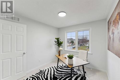 2634 Half Moon Bay Road, Ottawa, ON - Indoor Photo Showing Other Room