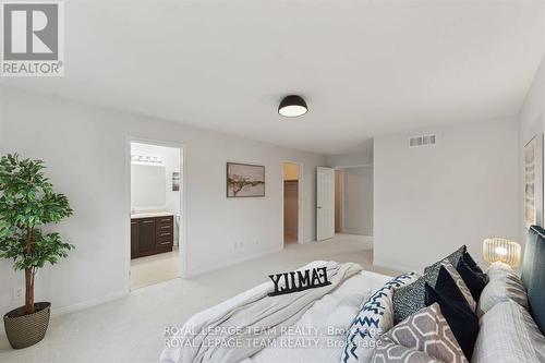 2634 Half Moon Bay Road, Ottawa, ON - Indoor Photo Showing Bedroom