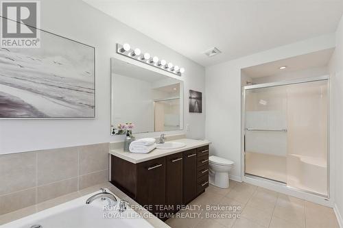 4-Piece En-suite Bath - 2634 Half Moon Bay Road, Ottawa, ON - Indoor Photo Showing Bathroom