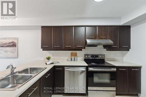 2634 Half Moon Bay Road, Ottawa, ON - Indoor Photo Showing Kitchen With Stainless Steel Kitchen With Double Sink