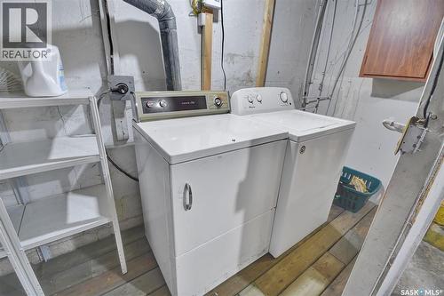 1116 I Avenue S, Saskatoon, SK - Indoor Photo Showing Laundry Room