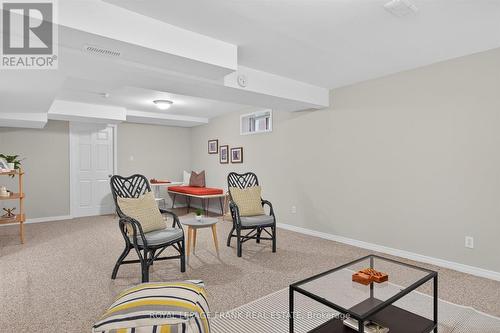 3075 Westridge Boulevard, Peterborough (Monaghan Ward 2), ON - Indoor