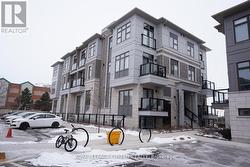 414 - 70 HALLIFORD PLACE  Brampton, ON L6P 4R1