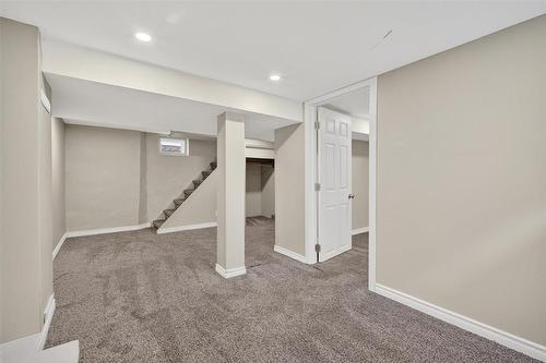 61 Luxton Avenue, Winnipeg, MB - Indoor
