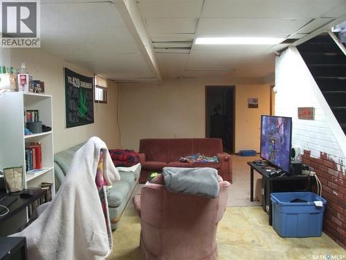 340 Eastview Street, Burstall, SK - Indoor