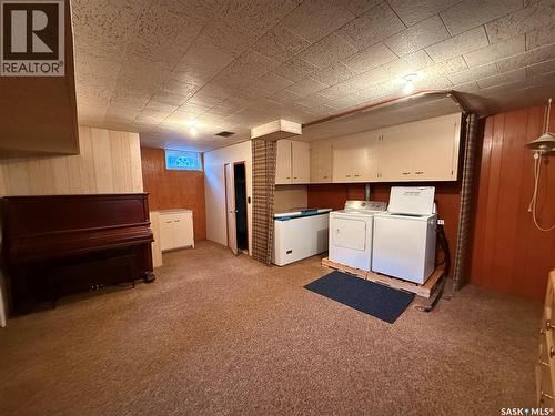 326 3Rd Avenue Sw, Eston, SK - Indoor