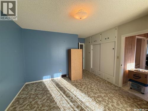 326 3Rd Avenue Sw, Eston, SK - Indoor Photo Showing Other Room