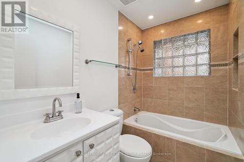 2nd Floor Bathroom - 613 Santee Gate, Mississauga, ON - Indoor Photo Showing Bathroom