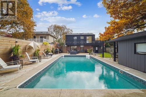 613 Santee Gate, Mississauga, ON - Outdoor With In Ground Pool