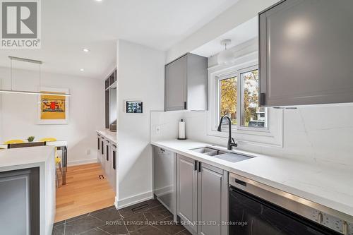 Kitchen - 613 Santee Gate, Mississauga, ON - Indoor Photo Showing Kitchen With Double Sink